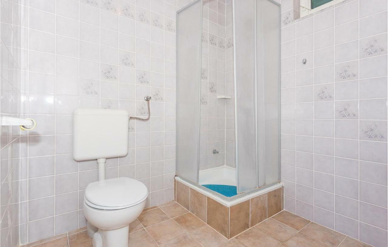 Lovely Apartment In Rogoznica With Wifi Extérieur photo